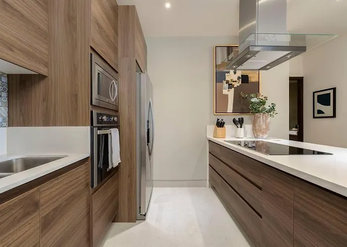 Penthouse With Private Jacuzzi And 4 Bedrooms Apartment