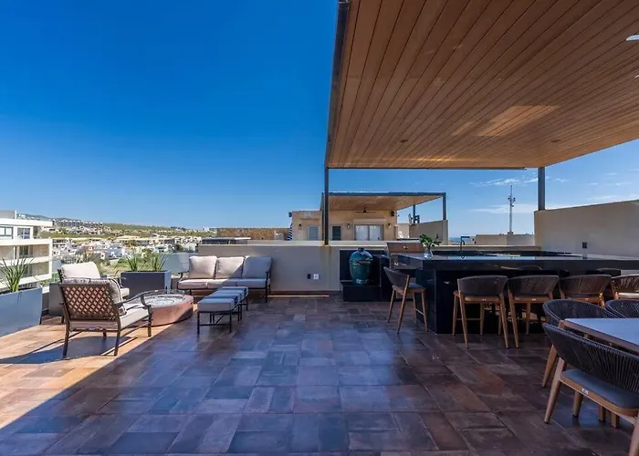 Penthouse With Private Jacuzzi And 4 Bedrooms Apartment
